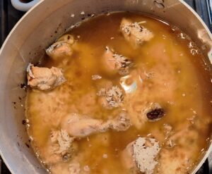 Chicken, rice and yakhni combined