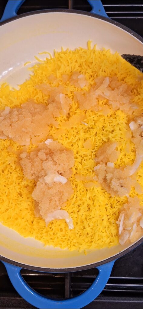Sweet rice with sugar syrup