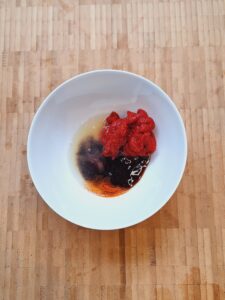 Tomato spice paste