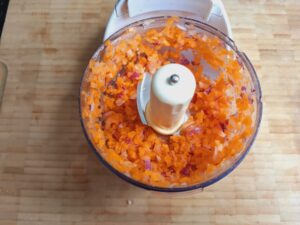 Blitz onion and carrot