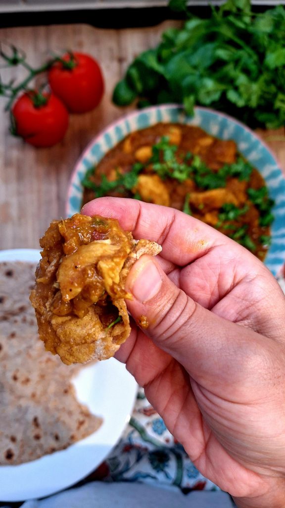 Bhuna chicken mouthful