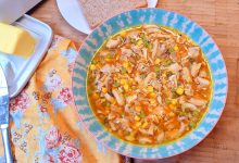Chicken and Sweetcorn Soup ready to serve