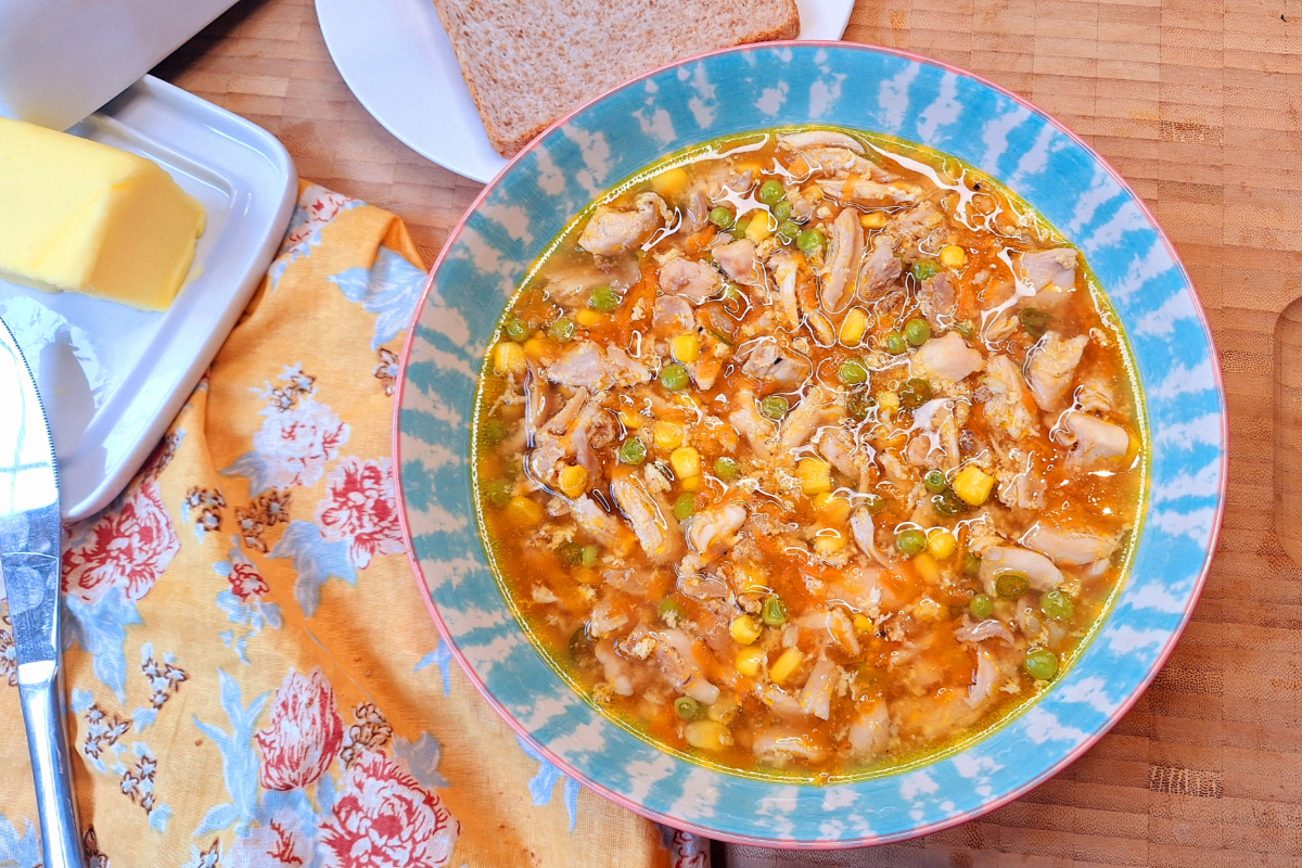 Chicken and Sweetcorn Soup ready to serve
