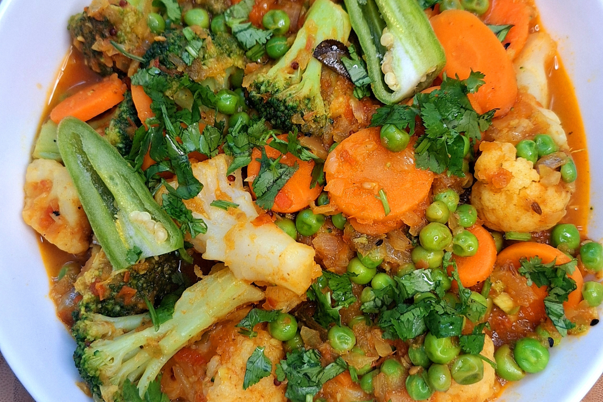 Healthy Curry with Vegetables- Mixed Vegetable Curry