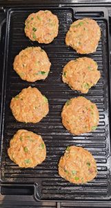 Shallow frying kebab patties