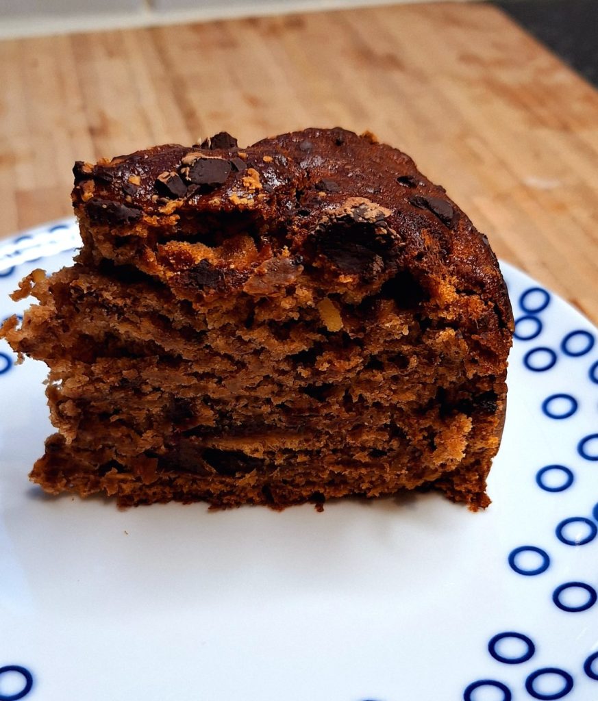 Chocolate chip date cake
