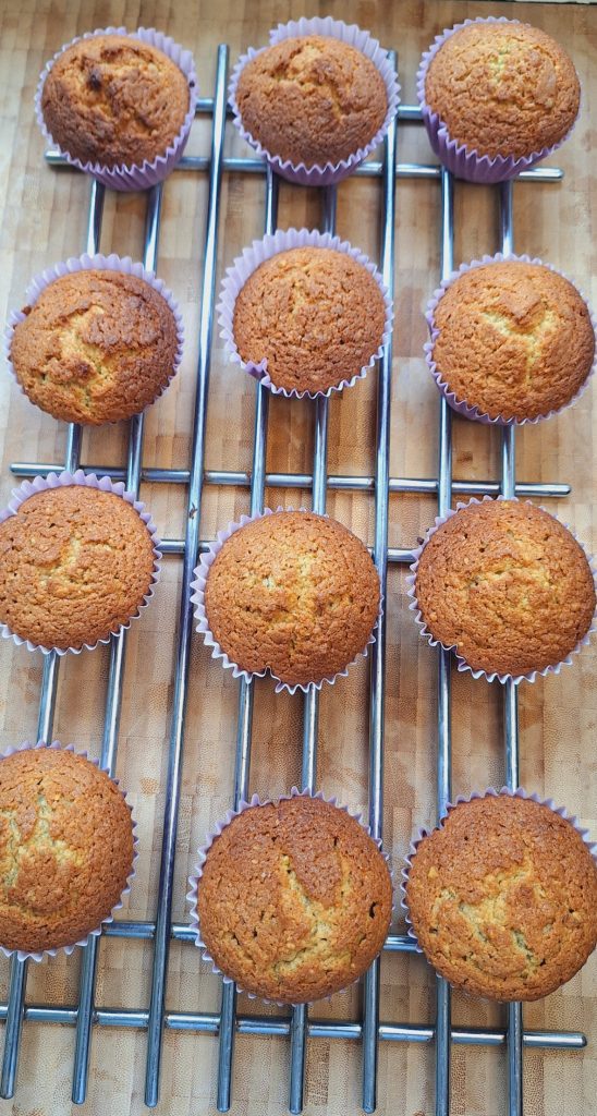 Baked pistachio cupcakes
